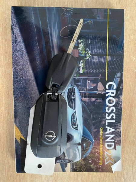 Opel Crossland X  1.2 INNOVATION AUT
