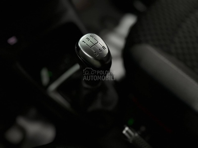 Renault Captur 0.9 INTENS PERLA