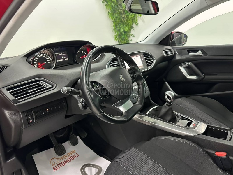 Peugeot 308 1.5 HDI ALLURE PAN