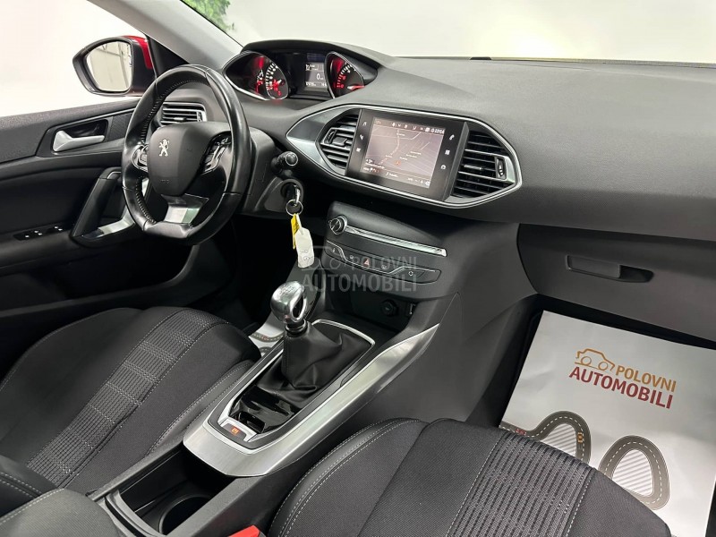 Peugeot 308 1.5 HDI ALLURE PAN