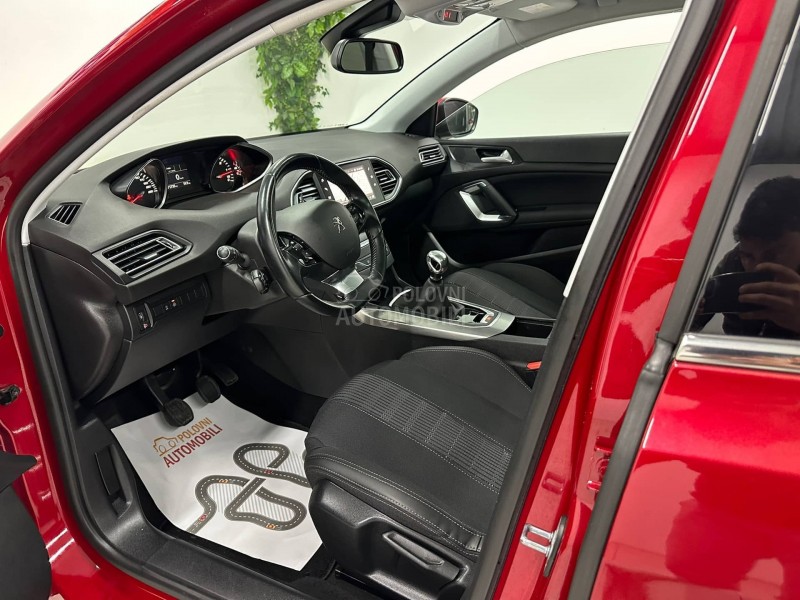 Peugeot 308 1.5 HDI ALLURE PAN