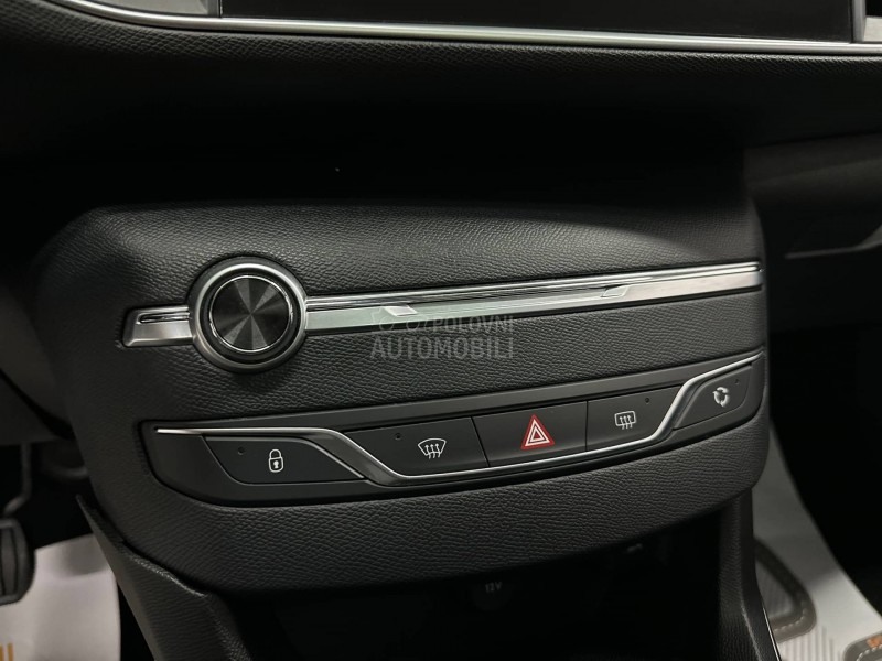 Peugeot 308 1.5 HDI ALLURE PAN