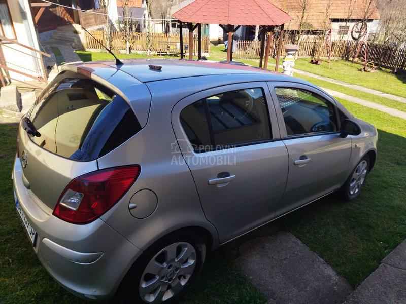 Opel Corsa D 1.2