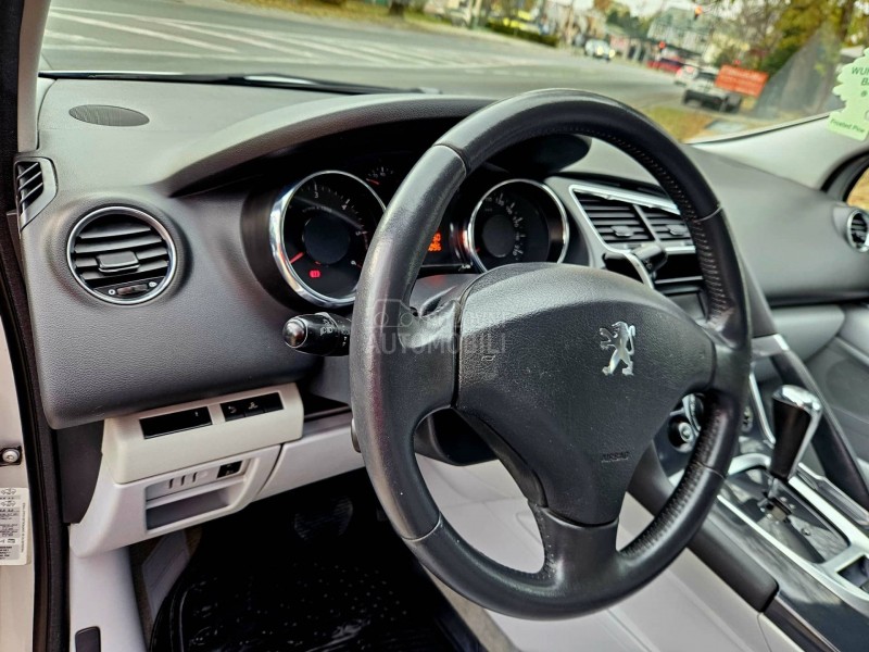 Peugeot 3008 1.6 HDI LUTKICAA