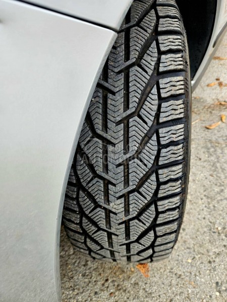 Peugeot 3008 1.6 HDI LUTKICAA