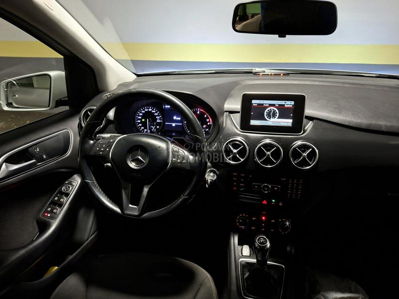 Mercedes Benz B 180 CDI led.bixenon