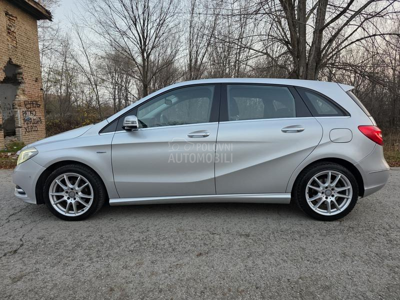 Mercedes Benz B 180 CDI led.bixenon