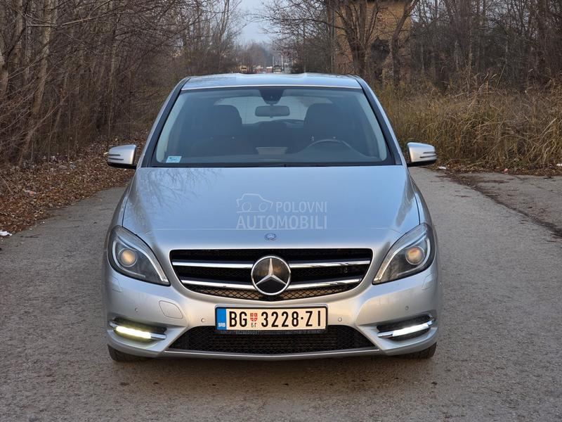 Mercedes Benz B 180 CDI led.bixenon