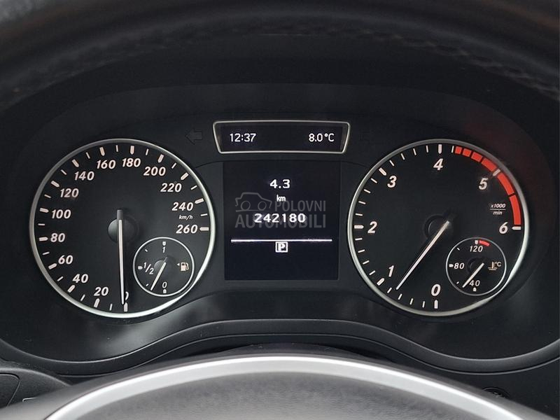 Mercedes Benz B 180 CDI led.bixenon
