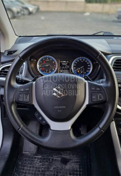 Suzuki SX4 S-Cross 1.6 m e t a n 4x4