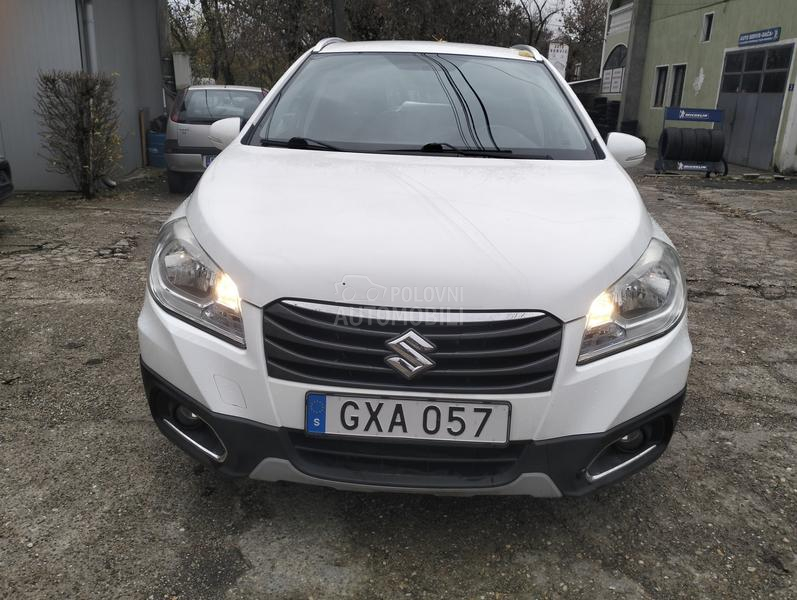 Suzuki SX4 S-Cross 1.6 m e t a n 4x4