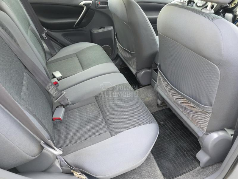 Toyota RAV 4 2.0 D4D