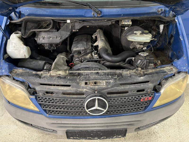 Mercedes Benz Sprinter