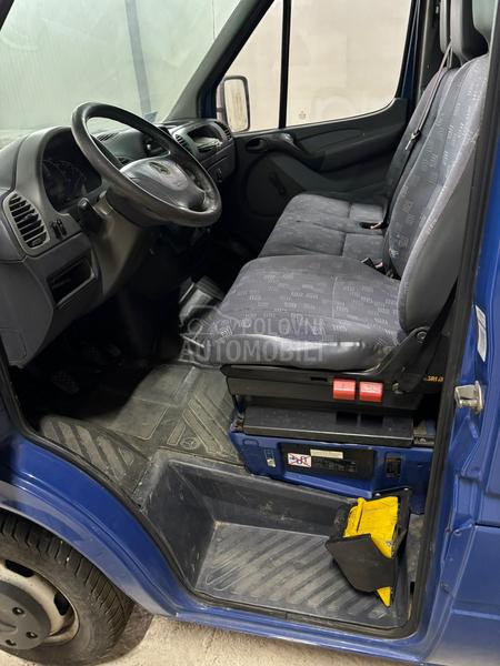 Mercedes Benz Sprinter