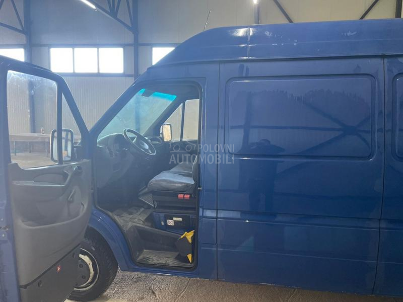 Mercedes Benz Sprinter
