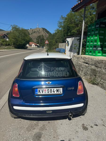 MINI Cooper 