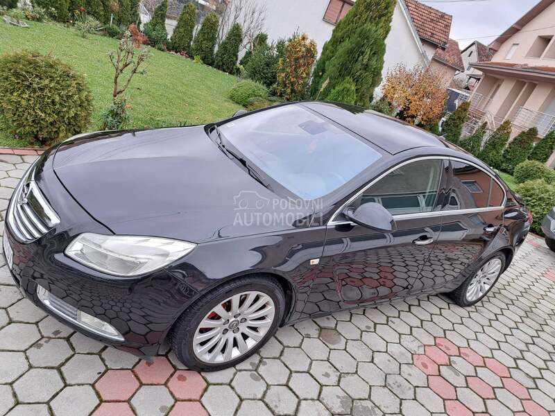 Opel Insignia 2.0 tdci COSMO 4x4