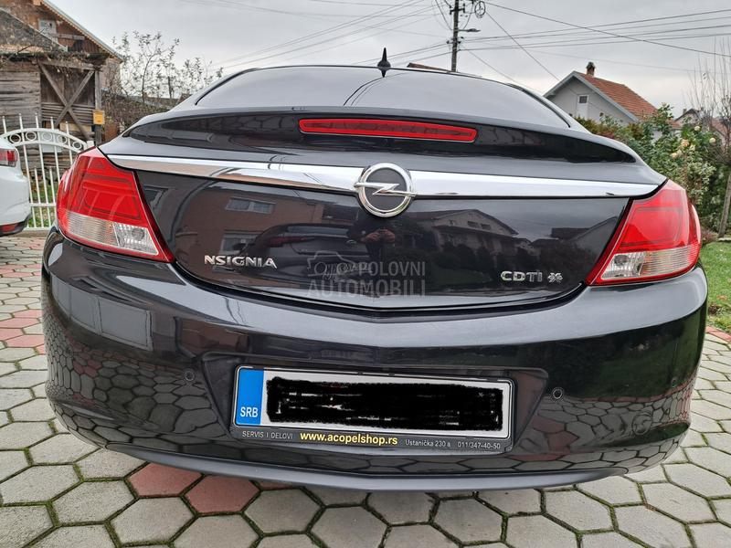 Opel Insignia 2.0 tdci COSMO 4x4