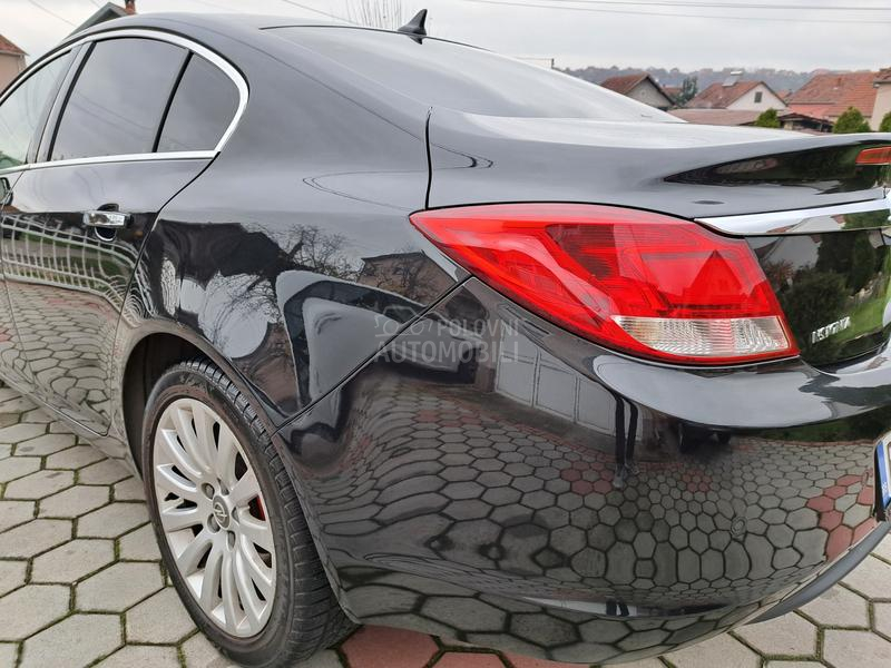 Opel Insignia 2.0 tdci COSMO 4x4