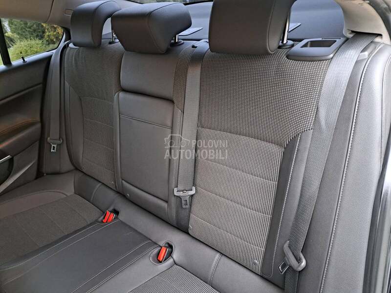 Opel Insignia 2.0 tdci COSMO 4x4