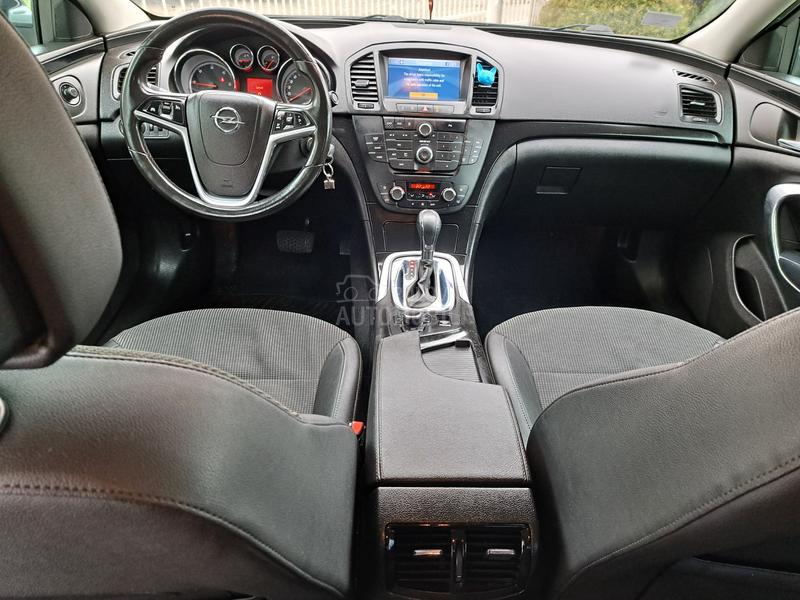 Opel Insignia 2.0 tdci COSMO 4x4