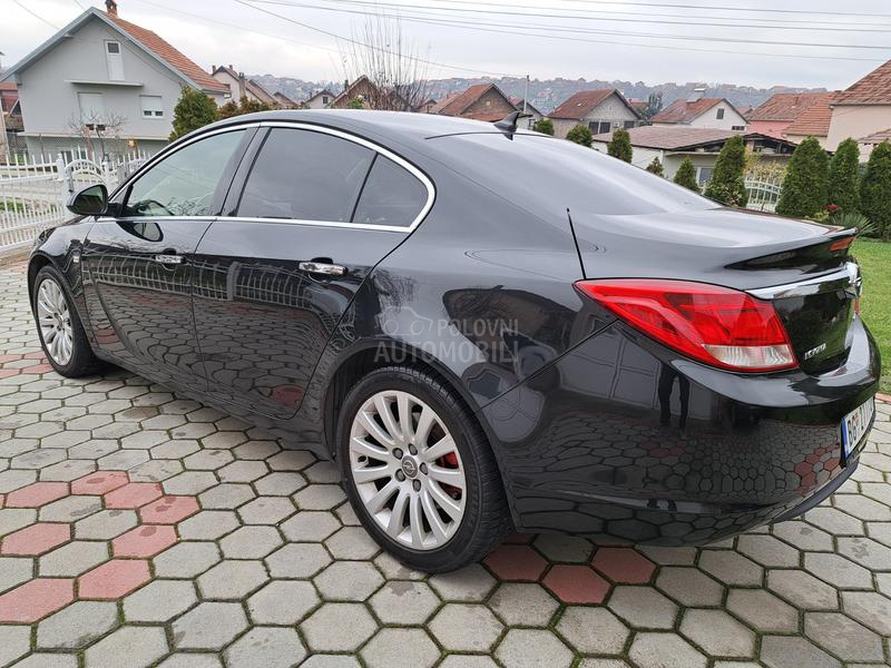 Opel Insignia 2.0 tdci COSMO 4x4