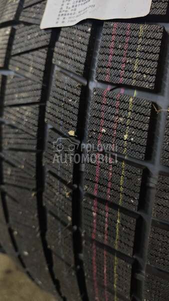 Nankang 325/40 R22 Zimska