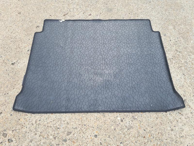 Tepih unutrasnjosti GEPEKA