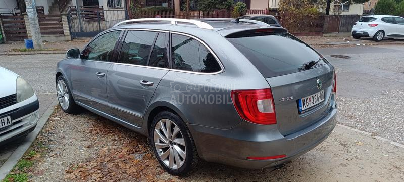 Škoda Superb 