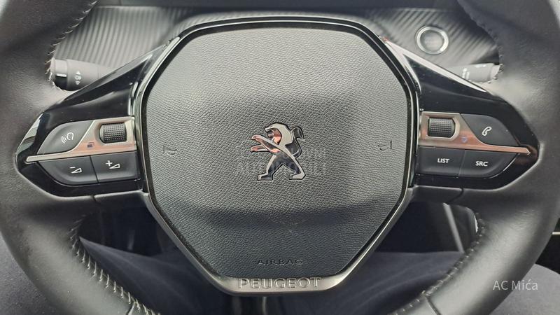 Peugeot 2008 1.2  NAV ALLUREE LED