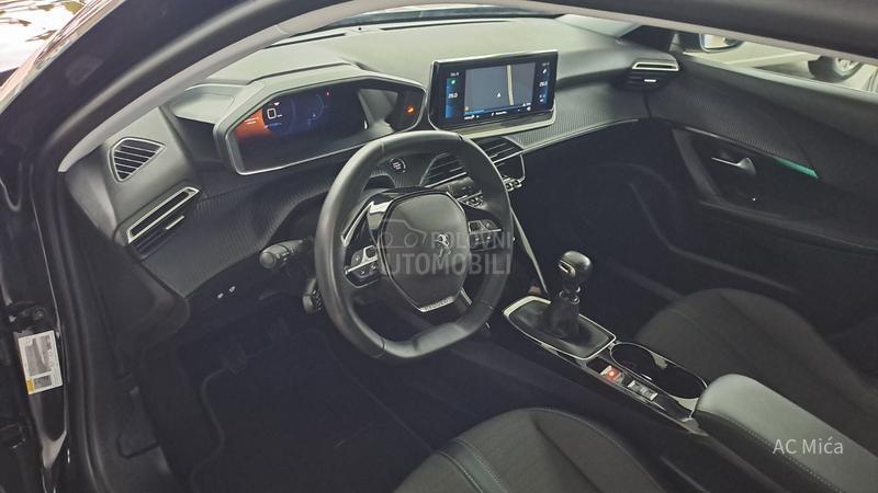 Peugeot 2008 1.2  NAV ALLUREE LED