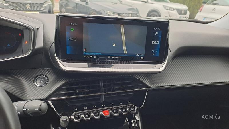 Peugeot 2008 1.2  NAV ALLUREE LED