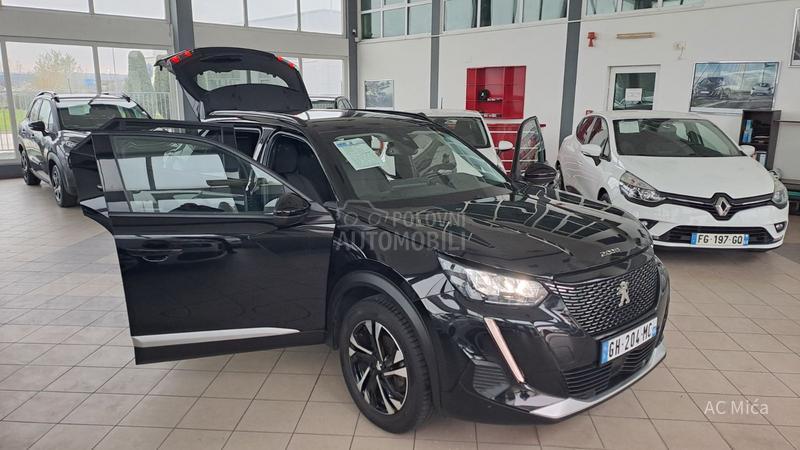 Peugeot 2008 1.2  NAV ALLUREE LED
