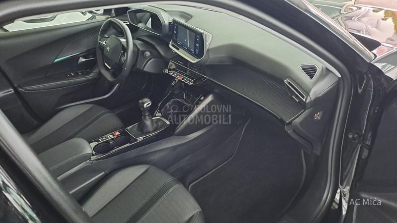 Peugeot 2008 1.2  NAV ALLUREE LED