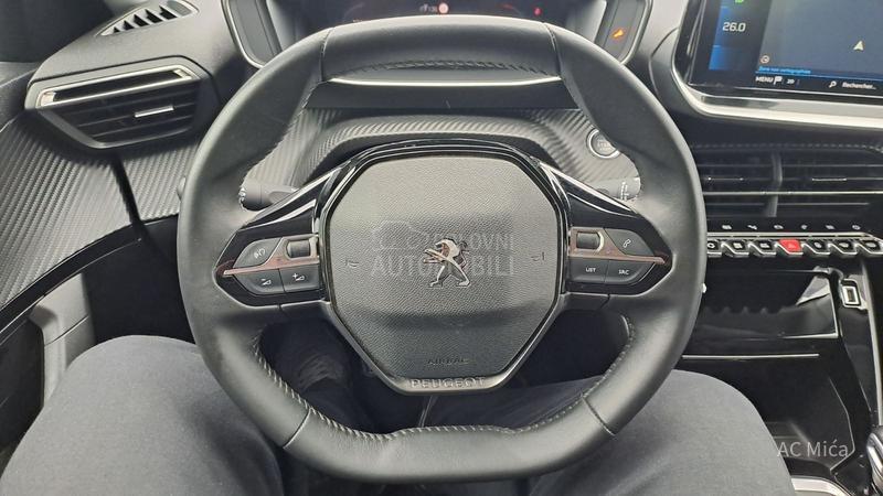 Peugeot 2008 1.2  NAV ALLUREE LED