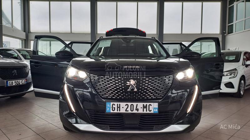 Peugeot 2008 1.2  NAV ALLUREE LED