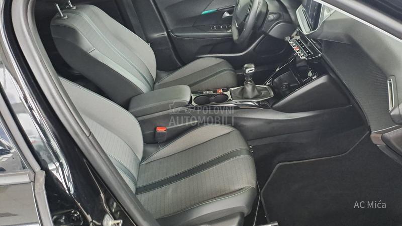 Peugeot 2008 1.2  NAV ALLUREE LED
