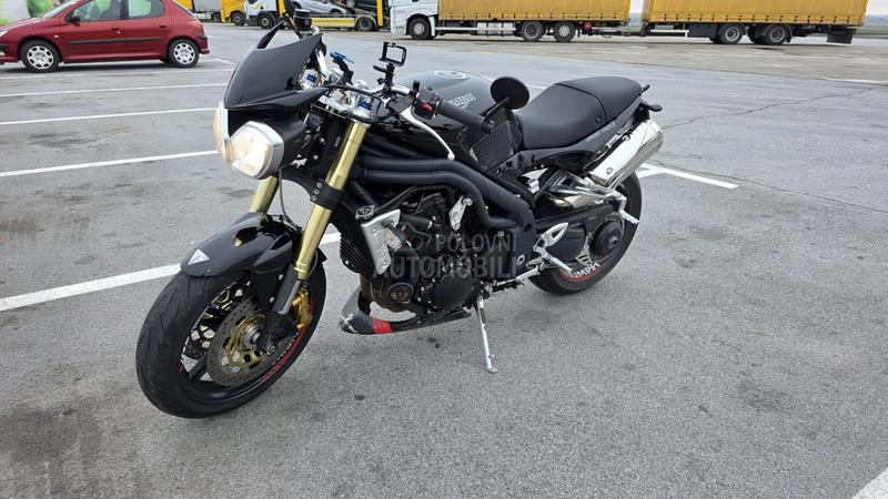 Triumph SPEED TRIPLE