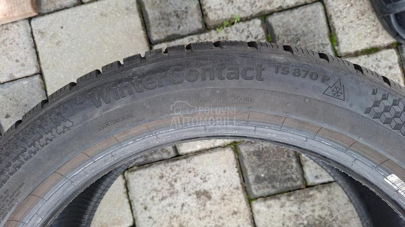 Continental 235/45 R18 Zimska