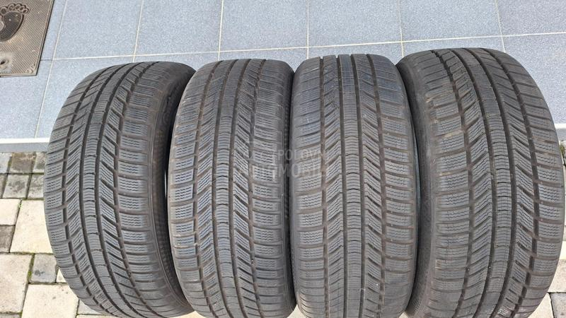 Continental 235/45 R18 Zimska