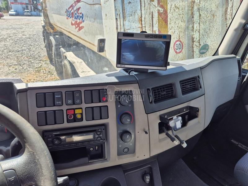 Volvo FL4X2R