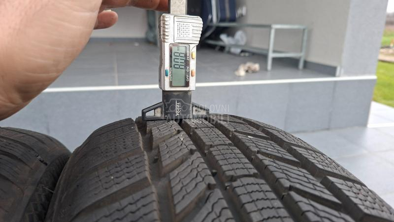 Continental 205/55 R19 Zimska