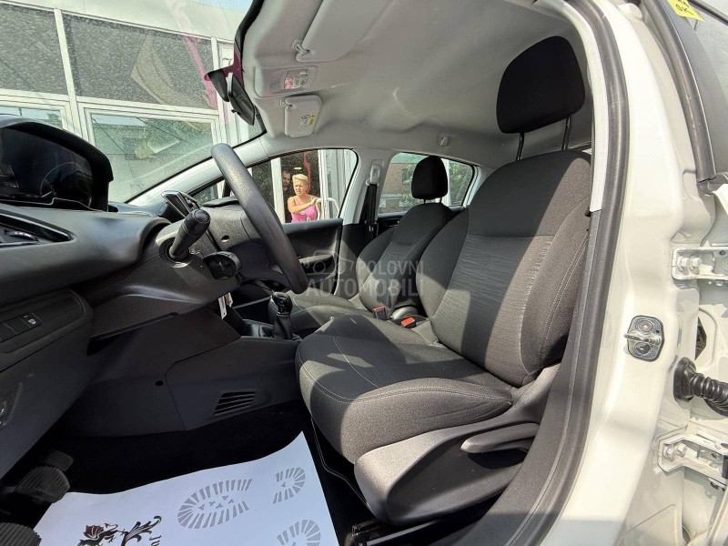 Peugeot 208 1.5 Hdi