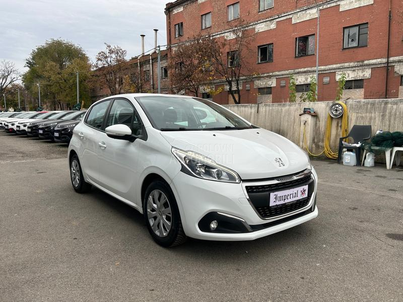 Peugeot 208 1.2 B