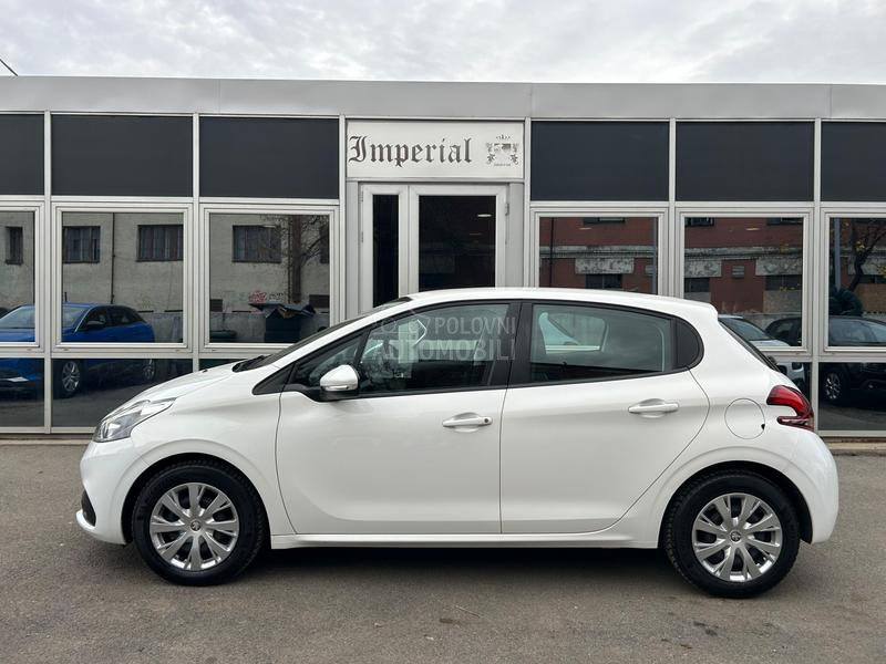 Peugeot 208 1.2 B