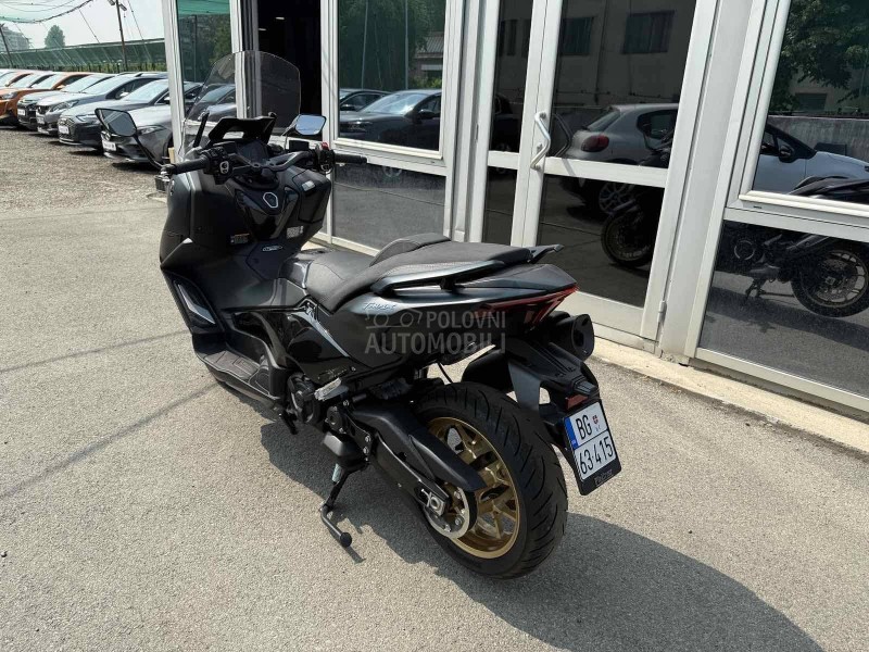 Yamaha T MAX