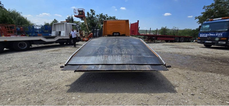 Mercedes Benz Atego 1518