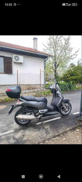 Aprilia Scarabeo 500