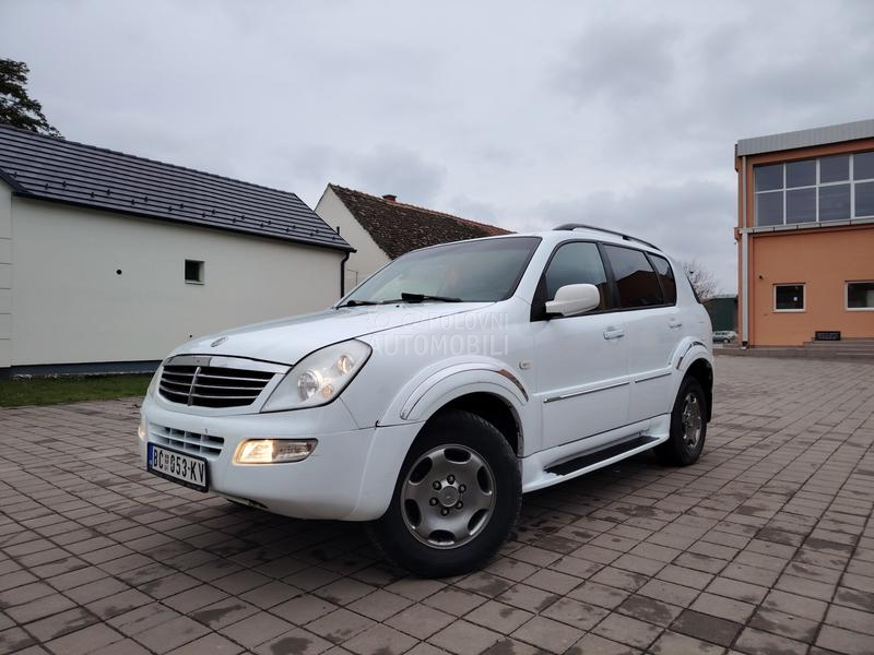 SsangYong Rexton 2.7