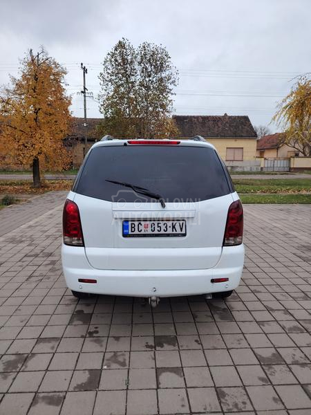 SsangYong Rexton 2.7